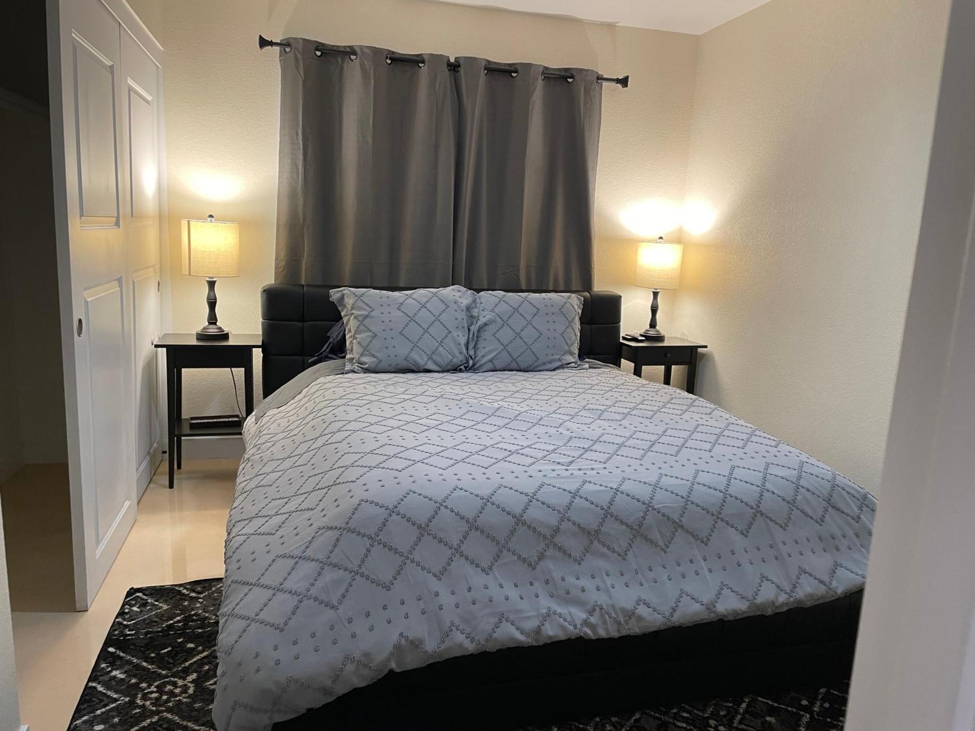 ヘンダーソン Newly Remodeled Family Friendly 3B/2B Houseヴィラ エクステリア 写真